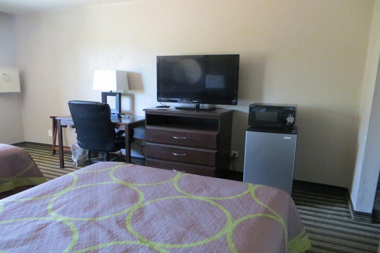Super 8 By Wyndham Fort Myers Extérieur photo